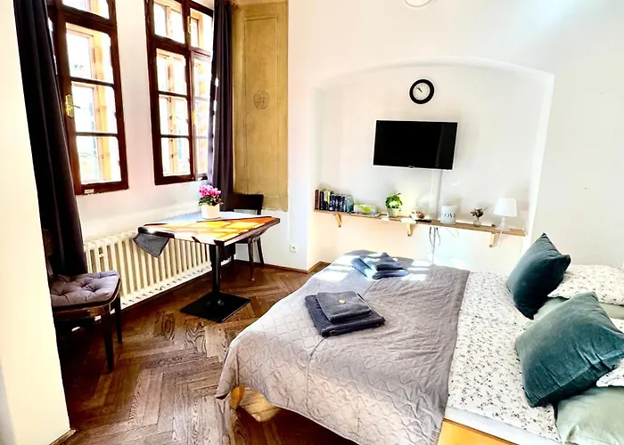 Apartamento Nerudova 36 Praga